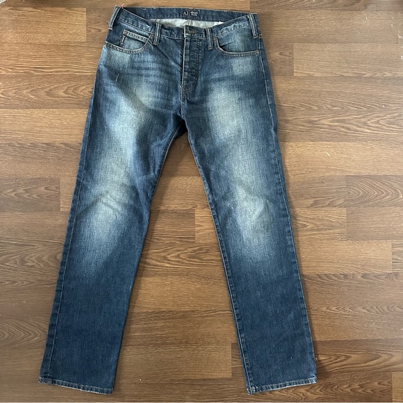 Giorgio Armani Jeans size US31 - Picture 2 of 3